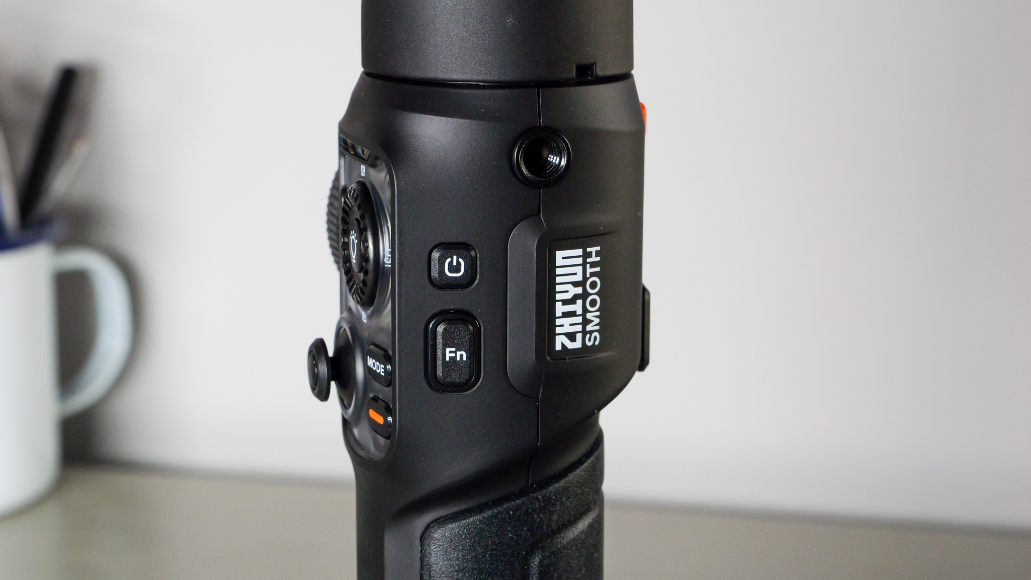 Zhiyun Smooth 5S AI controls and buttons